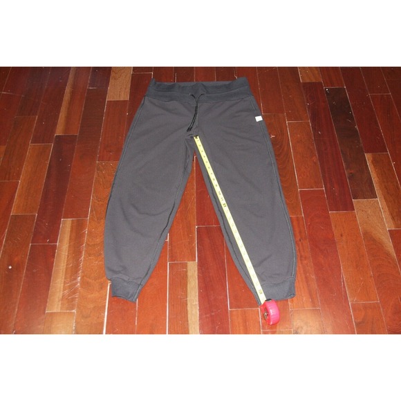 Vuori Black Daily Joggers Women's Sz M - Picture 16 of 16